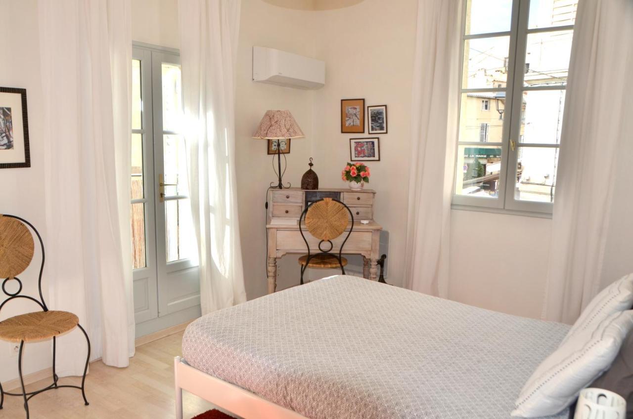Bel Appartement Villeneuve Les Avignon Exteriör bild