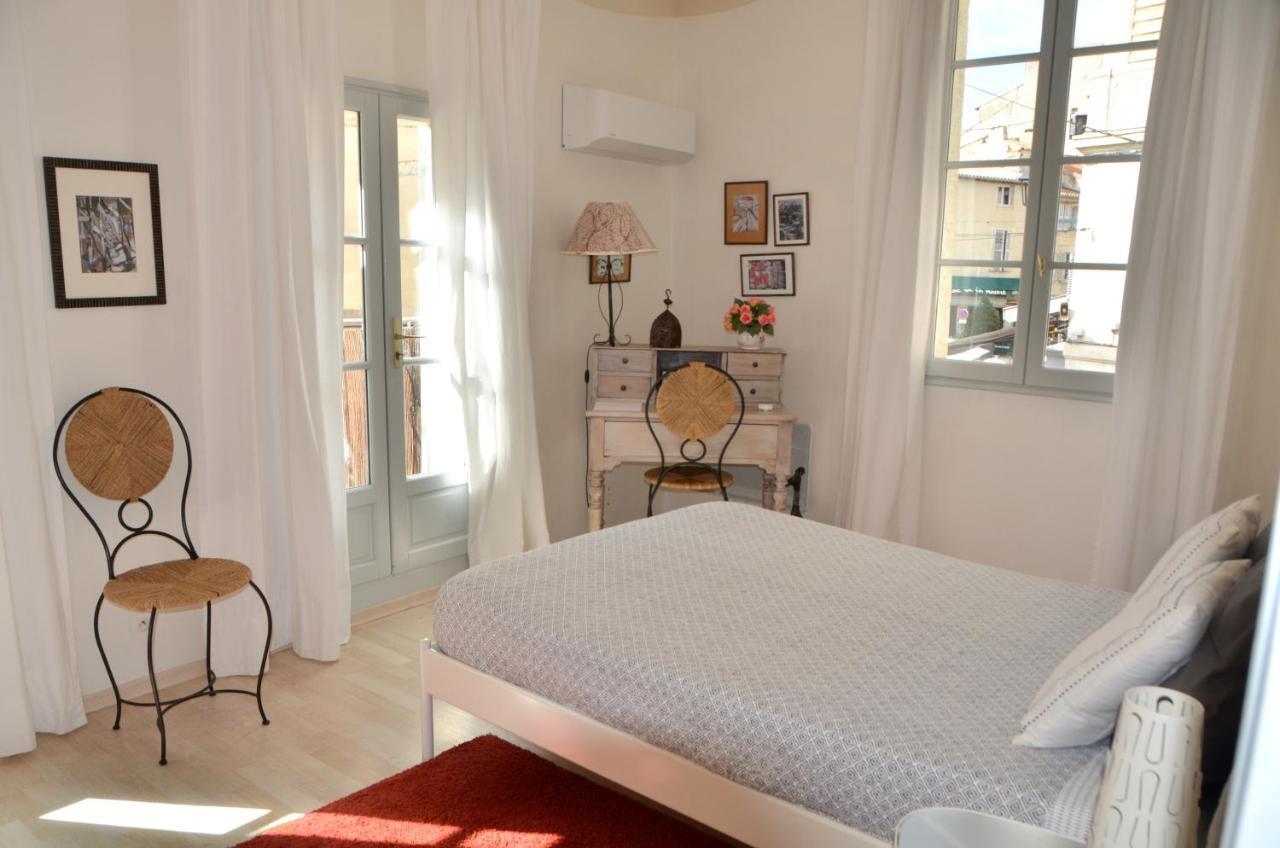 Bel Appartement Villeneuve Les Avignon Exteriör bild